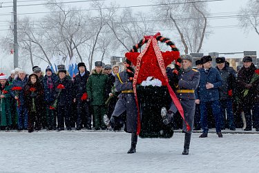 Слава защитникам Отечества!